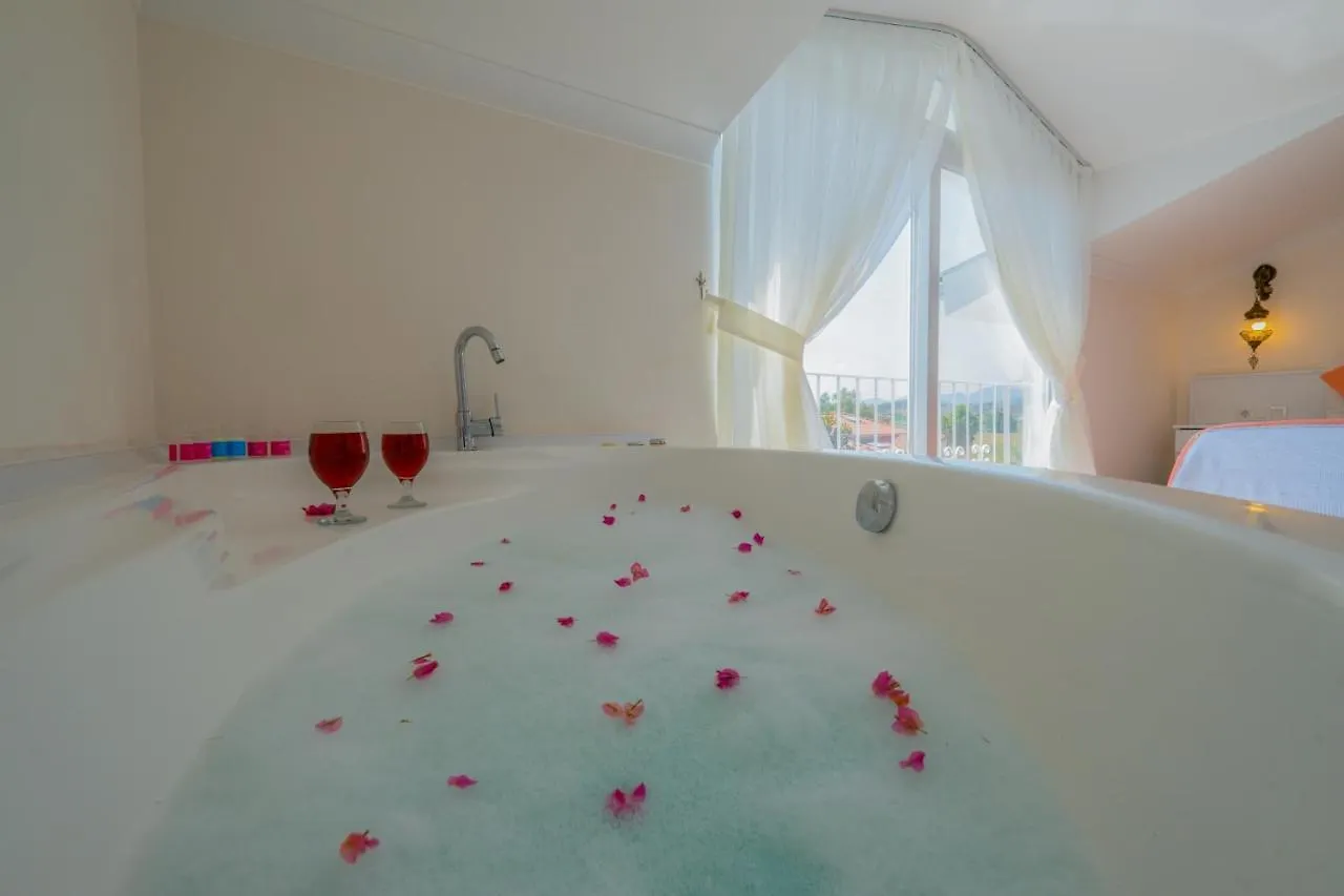 Infinity Beyaz Villa Фетхие